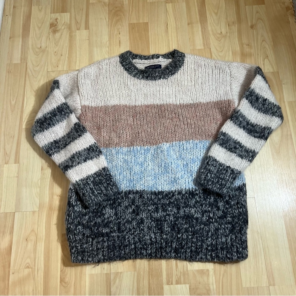 American Eagle women's chunky knit colorblock striped long-sleeve sweater Small